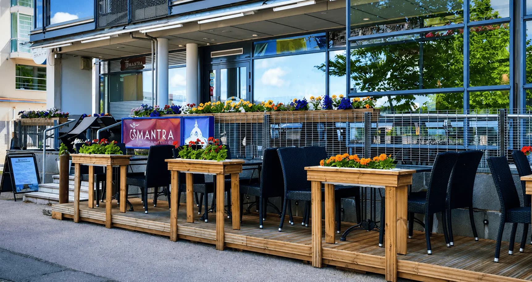 Ravintola Mantra table setting and ambience, Herttoniemenranta